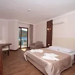 泰诺斯酒店