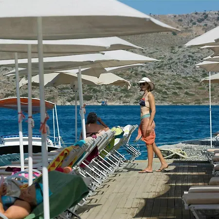 泰诺斯酒店 博兹布伦