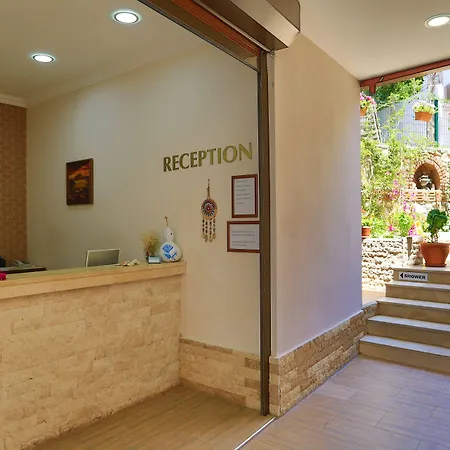 Tymnos Hotel 3*