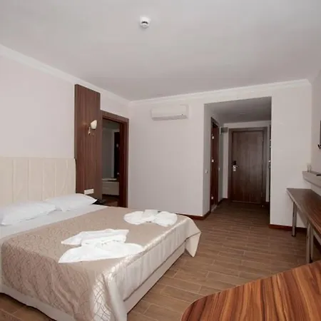 Tymnos فندق بوزبورون